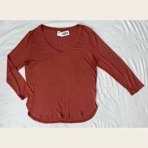 Old Navy Luxe V-neck Tee, Medium